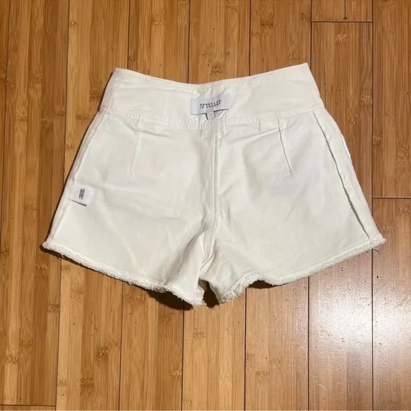 Derek Lam Frayed Toggle Shorts in Off White / Cream Size 0 - Picture 5 of 12
